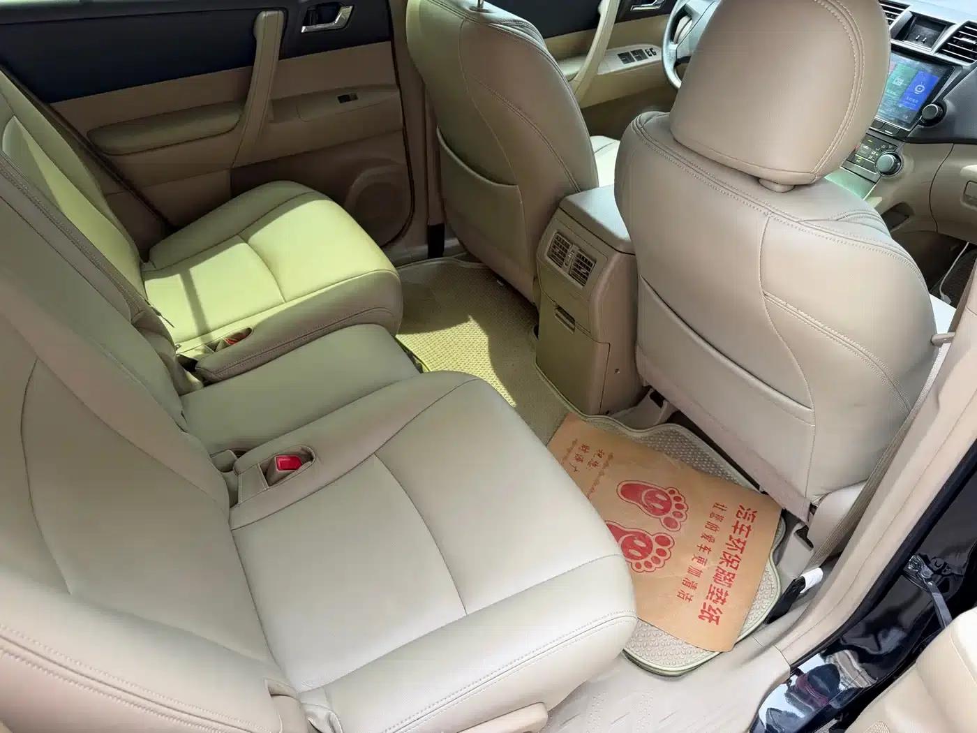 2012 Highlander 2.7L 2WD 5-seater Elite Edition — миниатюра 9