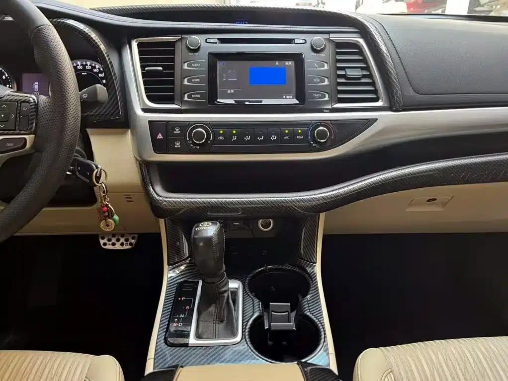 2021 Toyota Highlander 2.0T AWD Elite Edition 7-seater — миниатюра 12