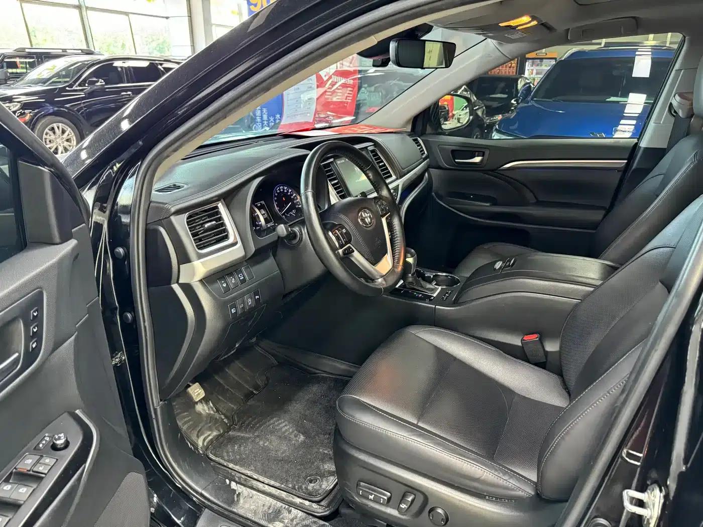 2018 Toyota Highlander 2.0T AWD Supreme Edition 7-seater (China VI Emission Standard) — миниатюра 4