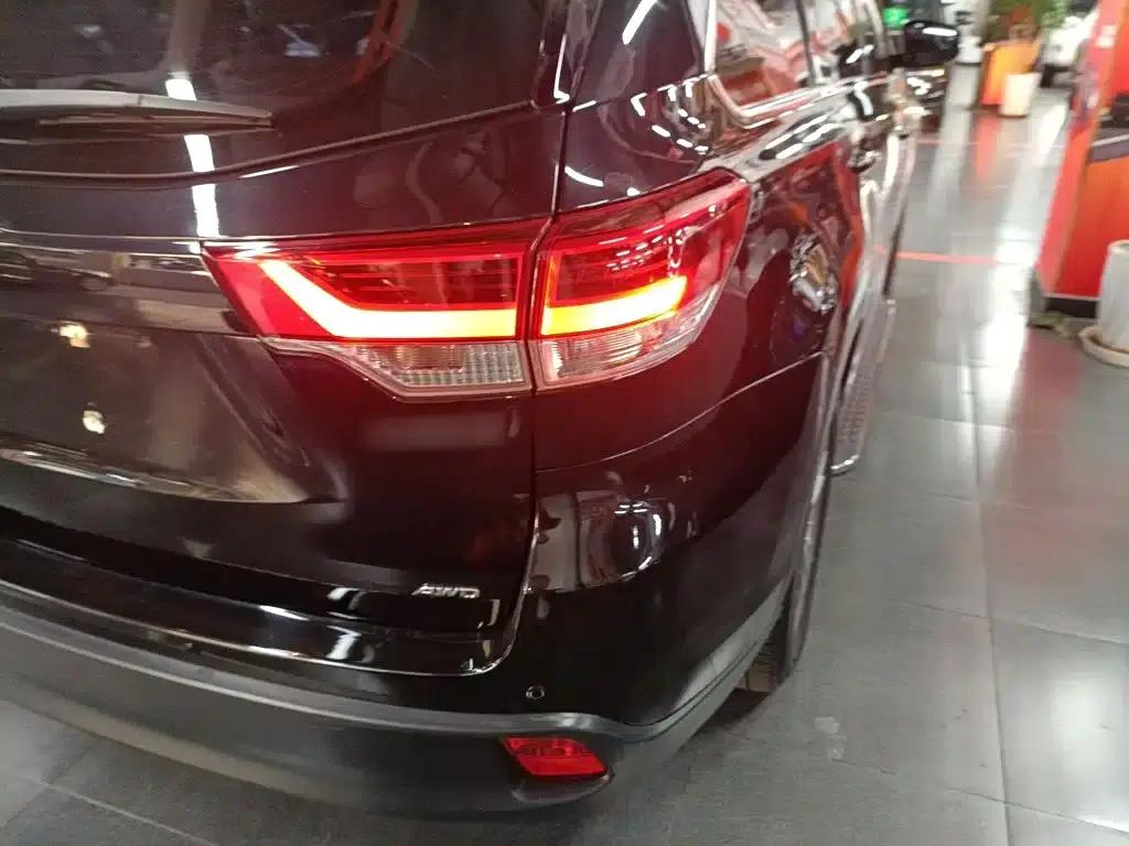 2018 Toyota Highlander 2.0T 4WD Elite Edition 7-seater (National V Emission Standard) — миниатюра 24