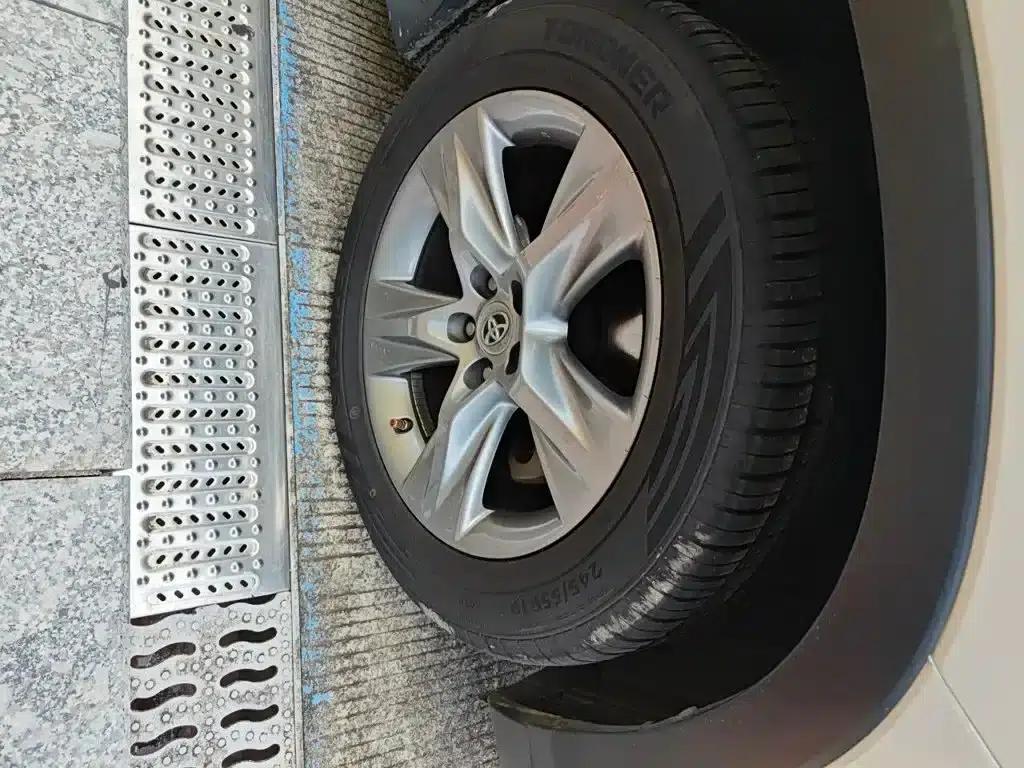 2015 Highlander 2.0T AWD Luxury 7-seater — миниатюра 23