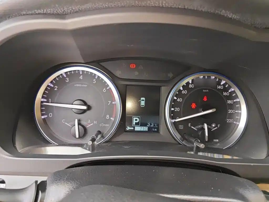 2015 Highlander 2.0T AWD Luxury 7-seater — миниатюра 4