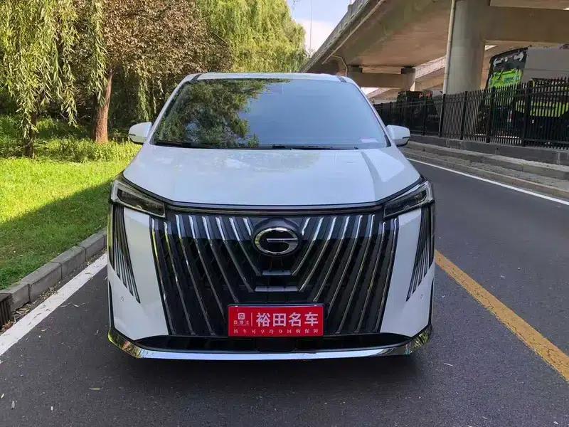 Trumpchi M8 2023 Master Series 390T Four-Seat Premium Edition — миниатюра 2
