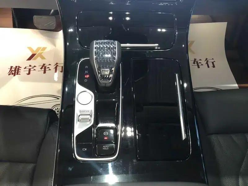Trumpchi M8 2023 Master Series 390T Four-Seat Premium Edition — миниатюра 7