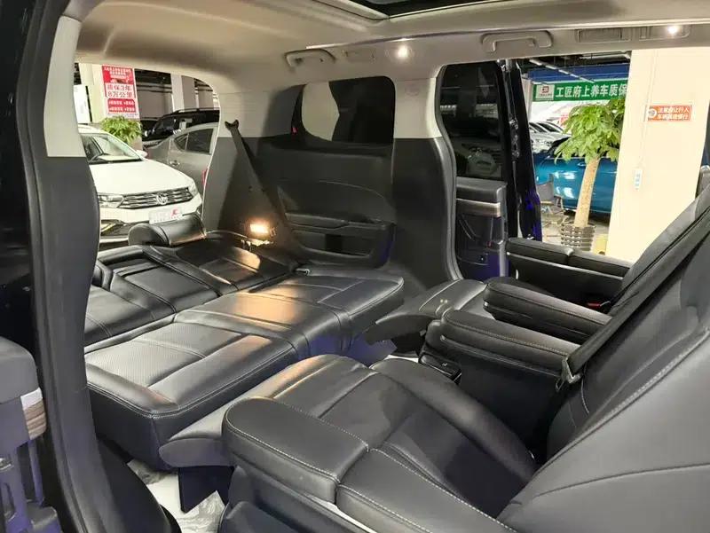 Trumpchi M8 2021 Master Series 390T Supreme Edition — миниатюра 37
