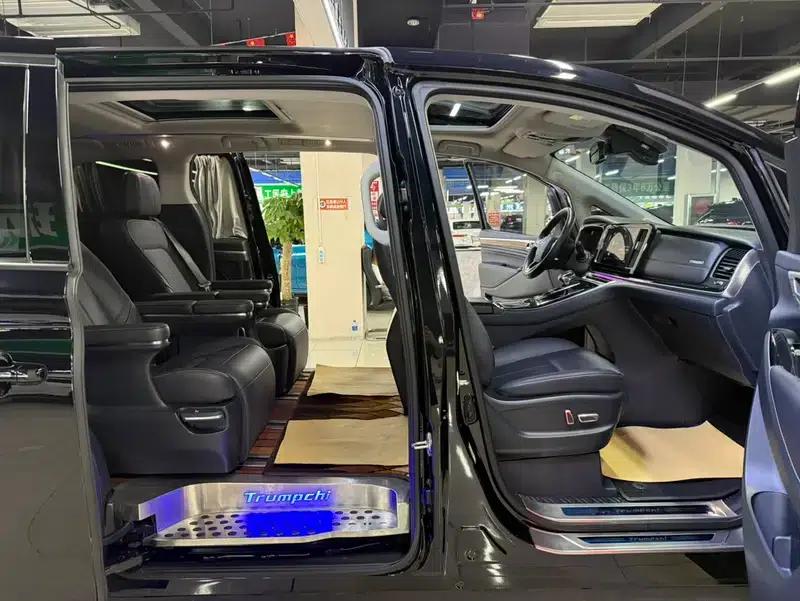 Trumpchi M8 2021 Master Series 390T Supreme Edition — миниатюра 24