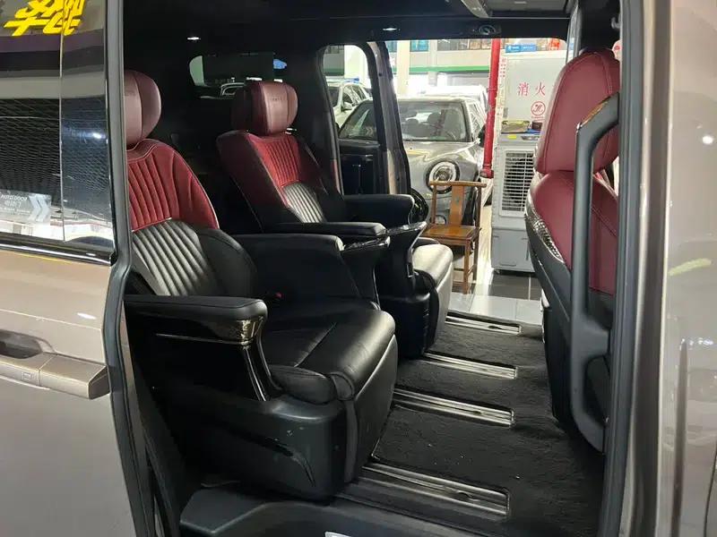 Trumpchi M8 2023 Master Series 2.0TM Hybrid Supreme Edition — миниатюра 12