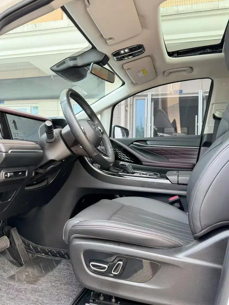 Trumpchi M8 2024 Master Series 2.0TGDI Premium Edition — миниатюра 8