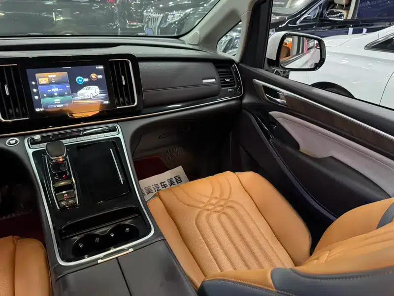 Trumpchi M8 2023 Leading Series 390T Luxury Edition — миниатюра 22