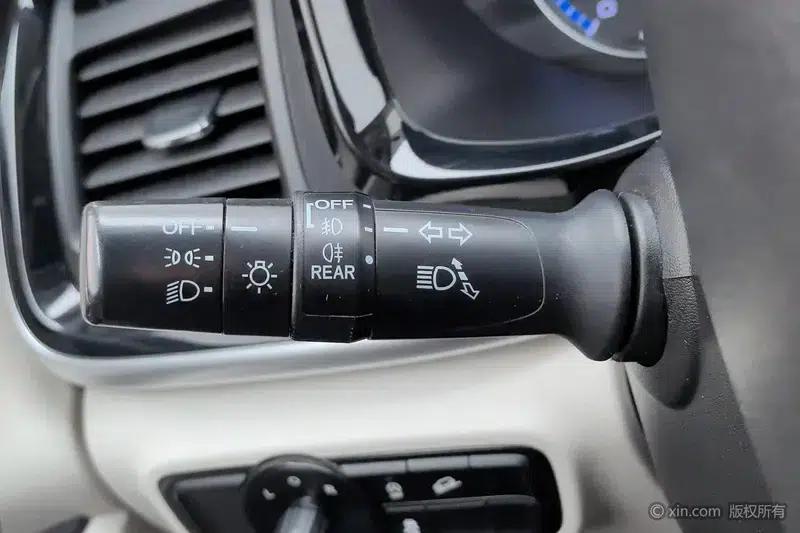 Trumpchi M8 2018 320T Premium Edition — миниатюра 15