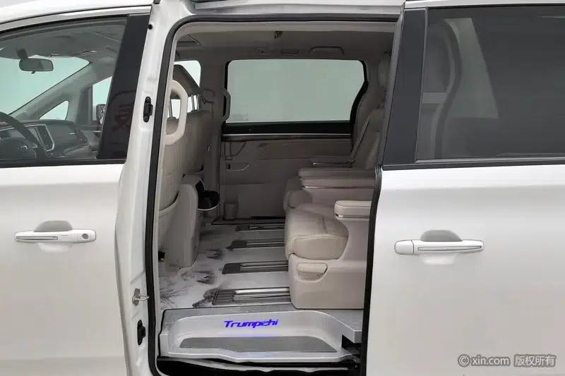 Trumpchi M8 2018 320T Premium Edition — миниатюра 19