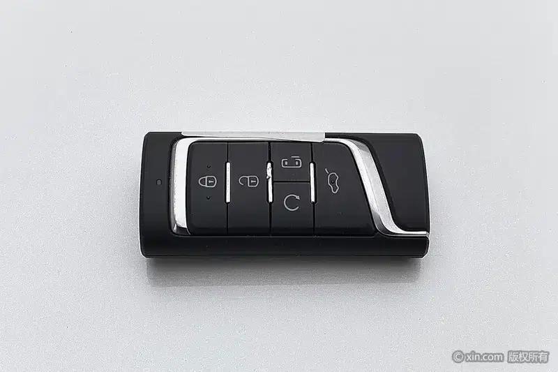 Trumpchi M8 2018 320T Premium Edition — миниатюра 6