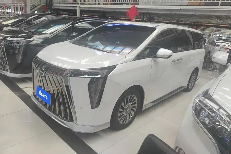 Trumpchi M8 2023 Master Series 2.0TGDI Flagship Edition — миниатюра 1