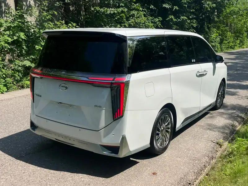 Trumpchi M8 2023 Master Series 2.0TGDI Supreme Edition — миниатюра 7