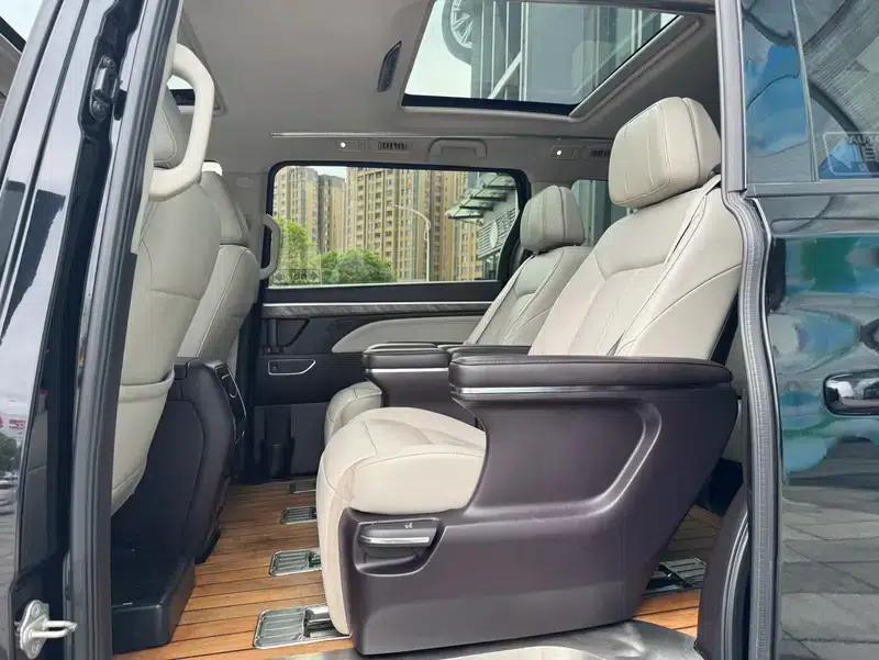 Trumpchi M8 2021 Leading Series 390T Supreme Edition — миниатюра 6