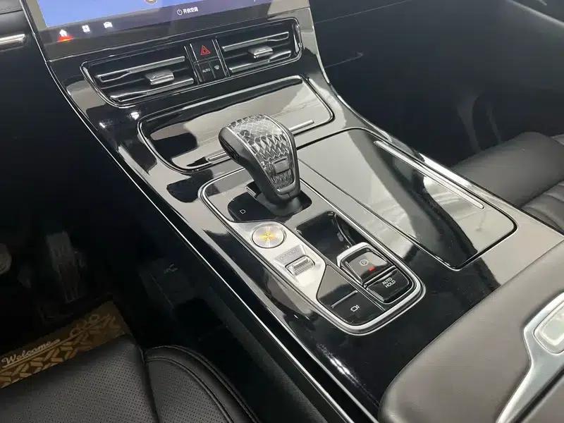 Trumpchi M8 2024 Master Series 2.0TGDI Supreme Edition — миниатюра 14