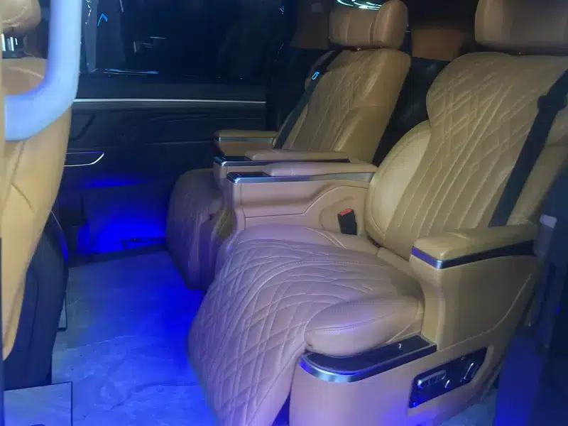 Trumpchi M8 2021 Leading Series 390T Supreme Welfare Edition — миниатюра 11