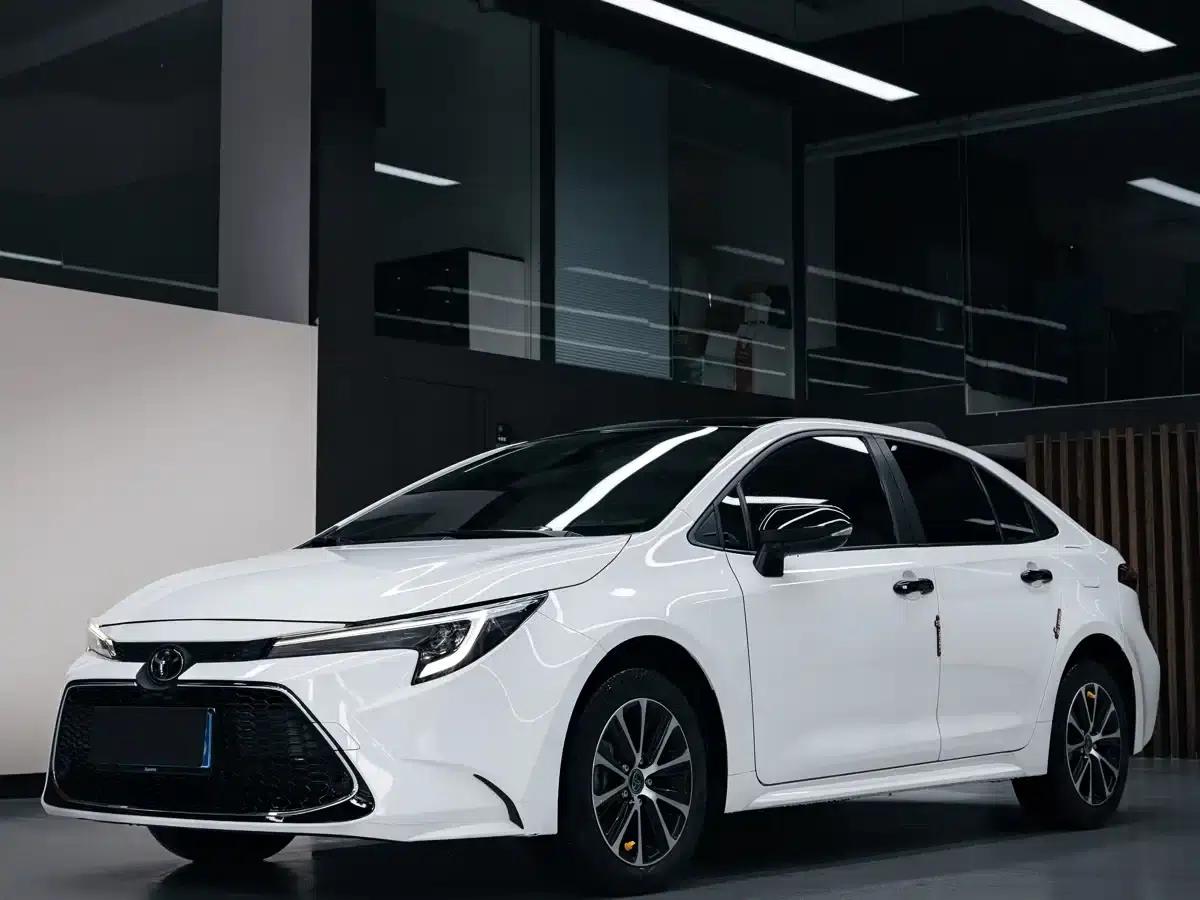Levin 2023 185T CVT Luxury Edition — миниатюра 1