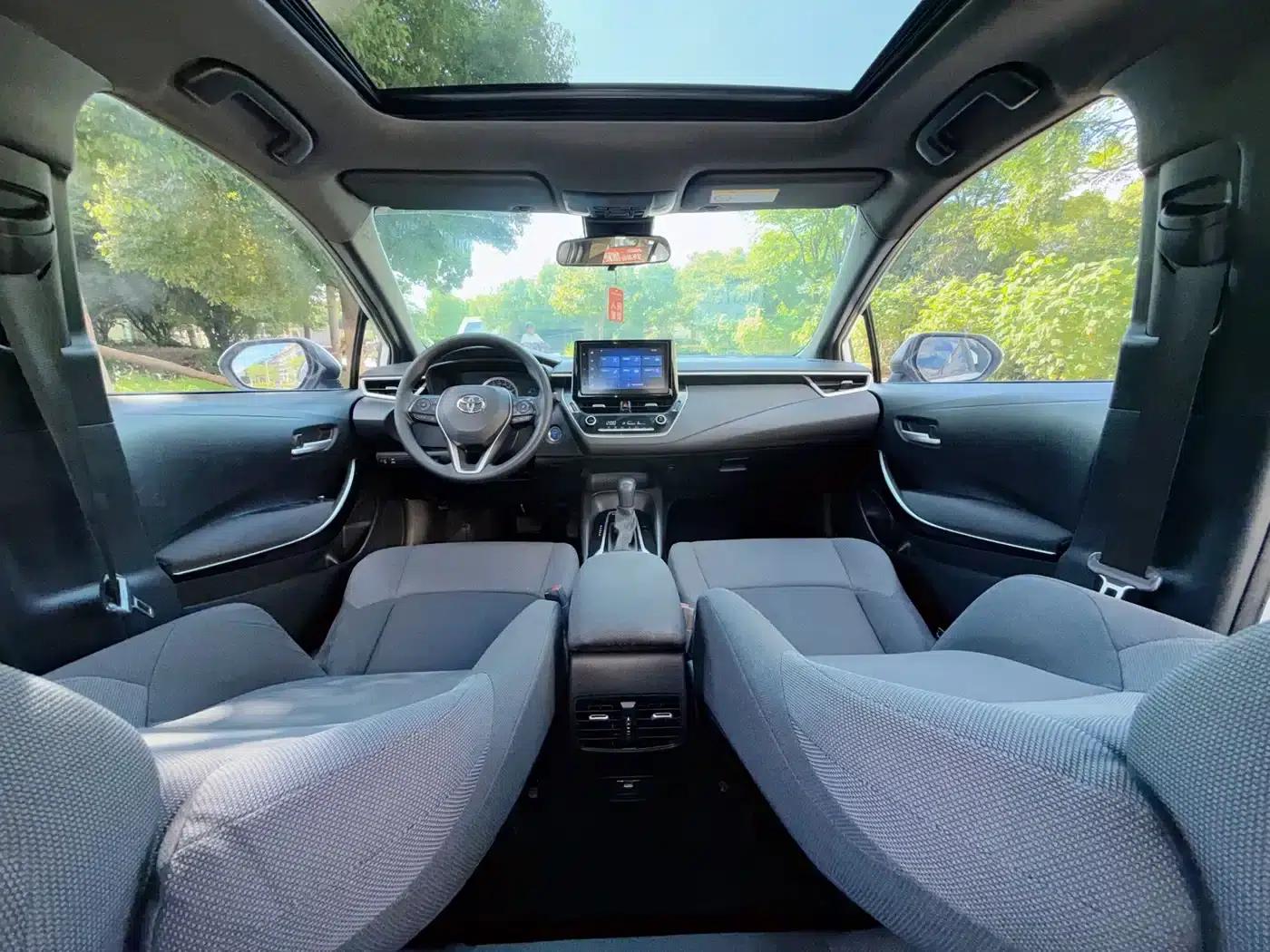 Levin 2021 Hybrid 1.8H E-CVT Luxury Edition — миниатюра 14