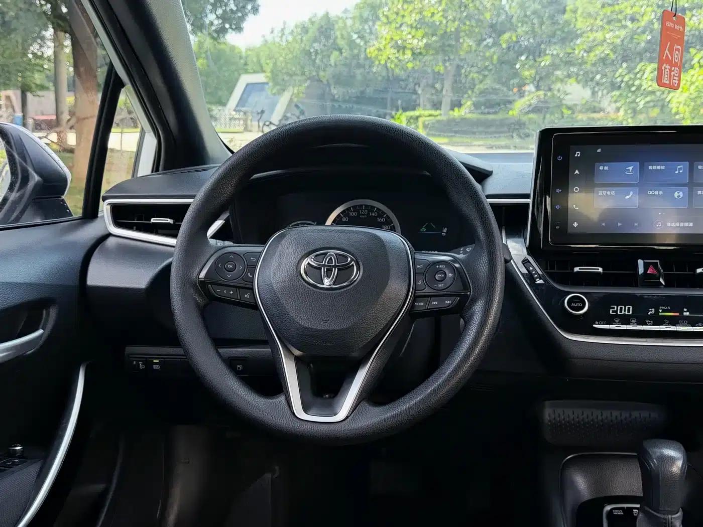 Levin 2021 Hybrid 1.8H E-CVT Luxury Edition — миниатюра 16