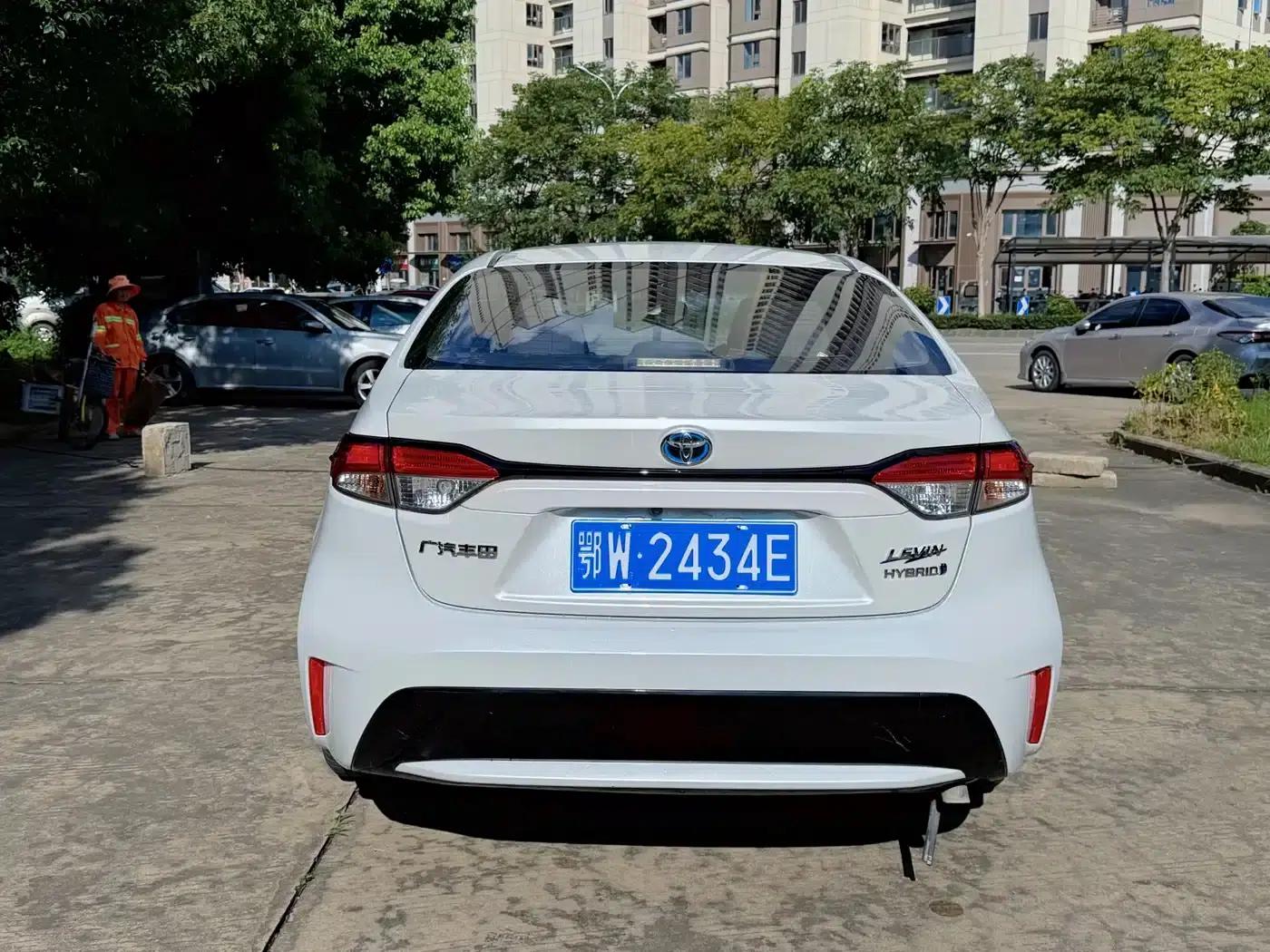 Levin 2021 Hybrid 1.8H E-CVT Luxury Edition — миниатюра 5