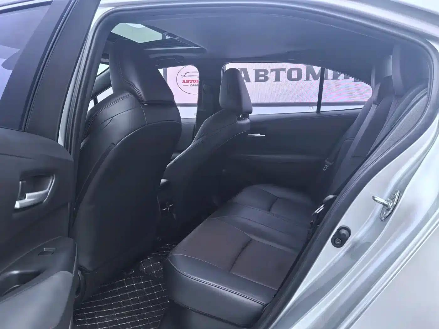 Levin 2022 Hybrid 1.8H E-CVT Sport Edition — миниатюра 5