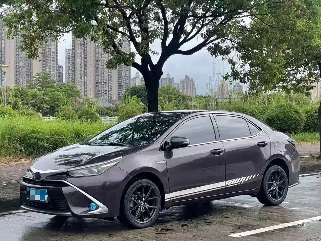 2017 Toyota Corolla Hybrid 1.8H GS E-CVT Elite Sunroof Edition (National V Emission Standard) — миниатюра 1