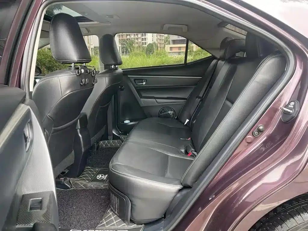 2017 Toyota Corolla Hybrid 1.8H GS E-CVT Elite Sunroof Edition (National V Emission Standard) — миниатюра 6