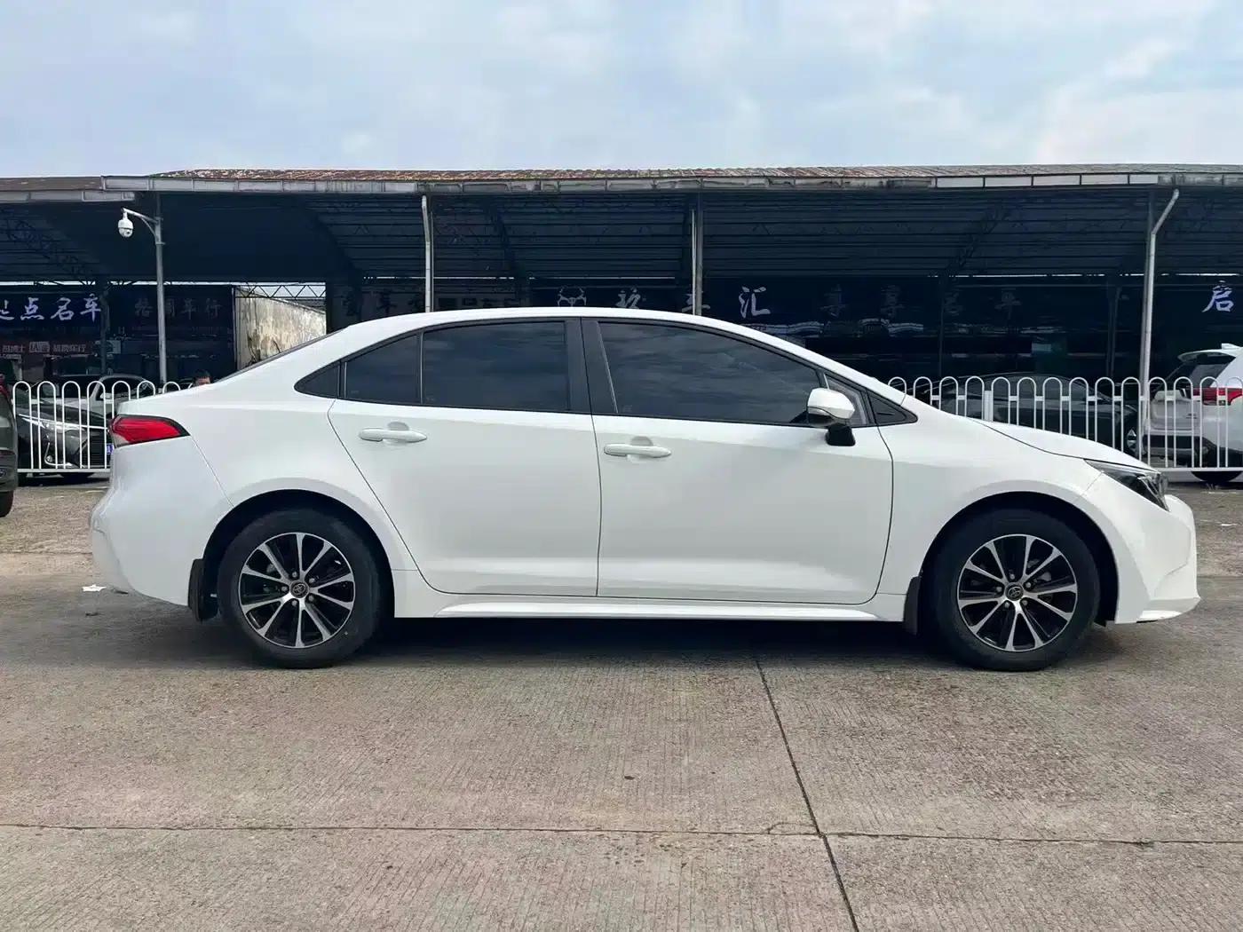 Levin 2023 TNGA 1.5L CVT Entry Edition — миниатюра 12