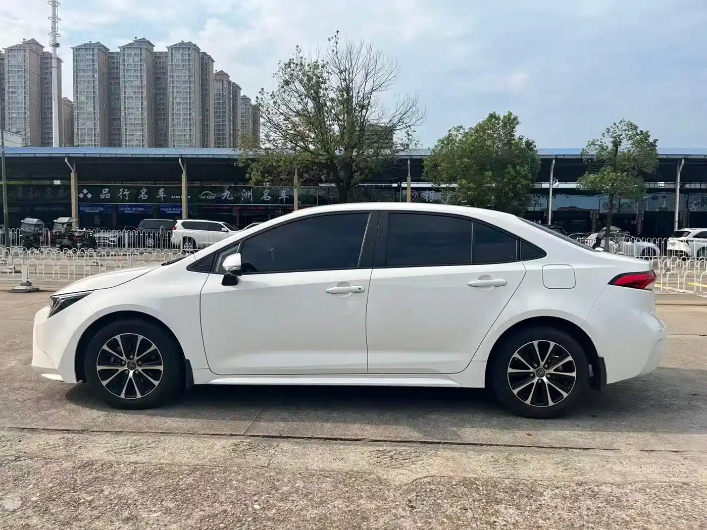 Levin 2023 TNGA 1.5L CVT Entry Edition — миниатюра 13