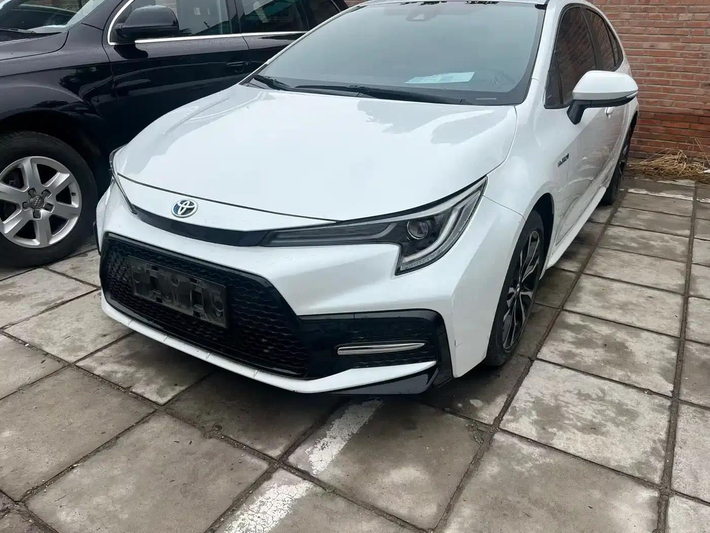 Levin 2021 Hybrid 1.8H E-CVT Sport Edition — миниатюра 2