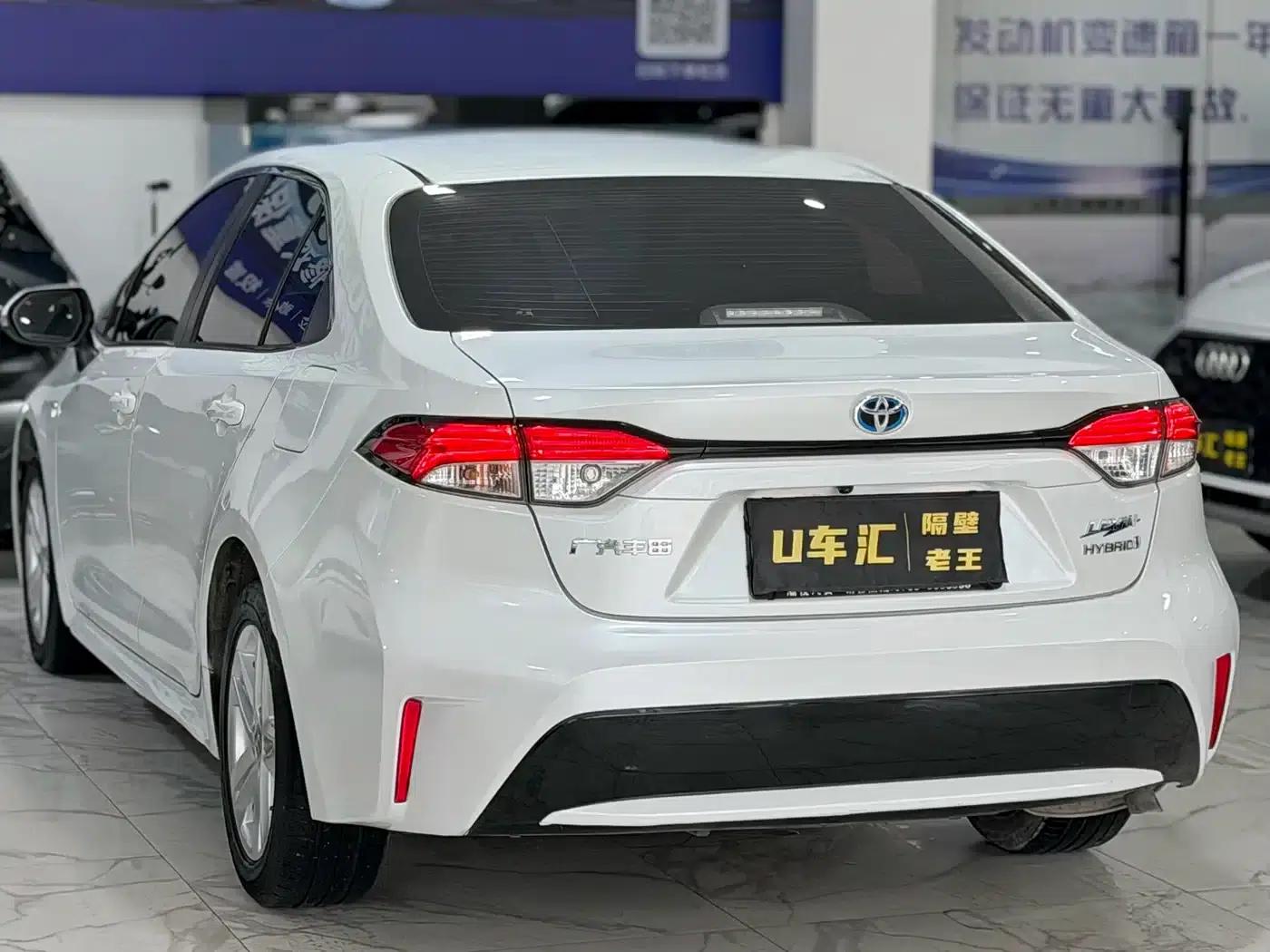 Levin 2021 Hybrid 1.8H E-CVT Luxury Edition — миниатюра 9