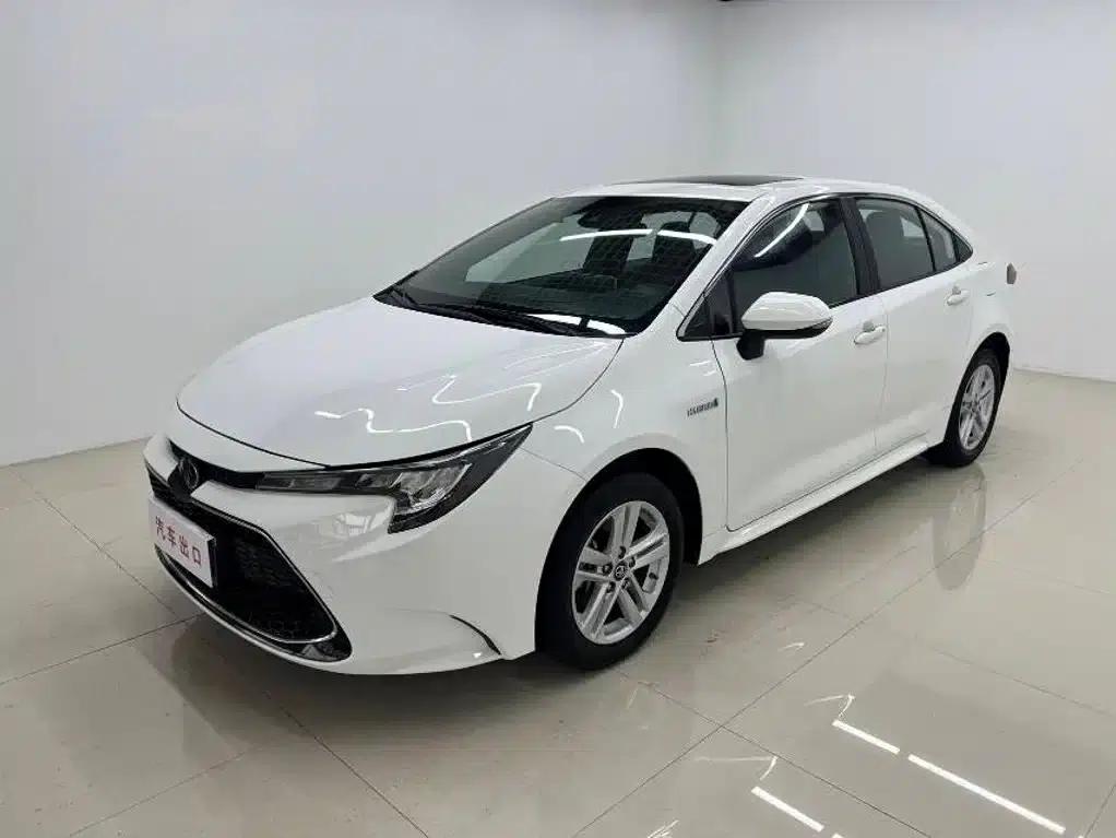 Levin 2022 Hybrid 1.8H E-CVT Luxury Edition — миниатюра 1