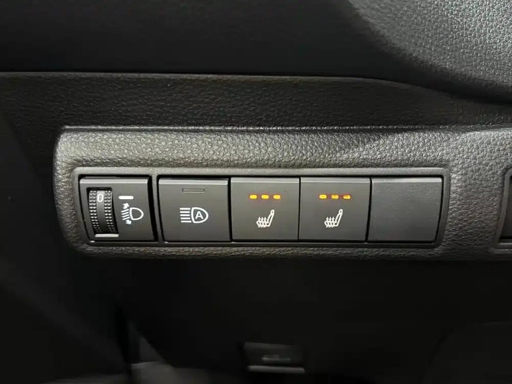 Levin 2022 Hybrid 1.8H E-CVT Luxury Edition — миниатюра 13