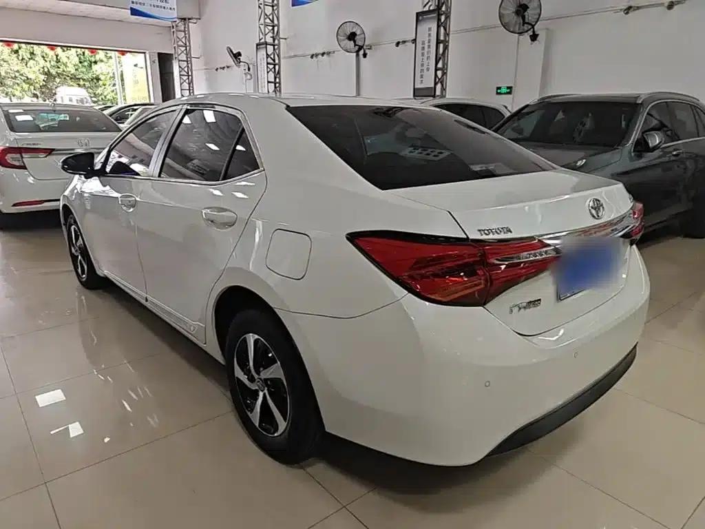 Levin 2017 Facelift 185T CVT Elite Edition (China VI Emission Standard) — миниатюра 5