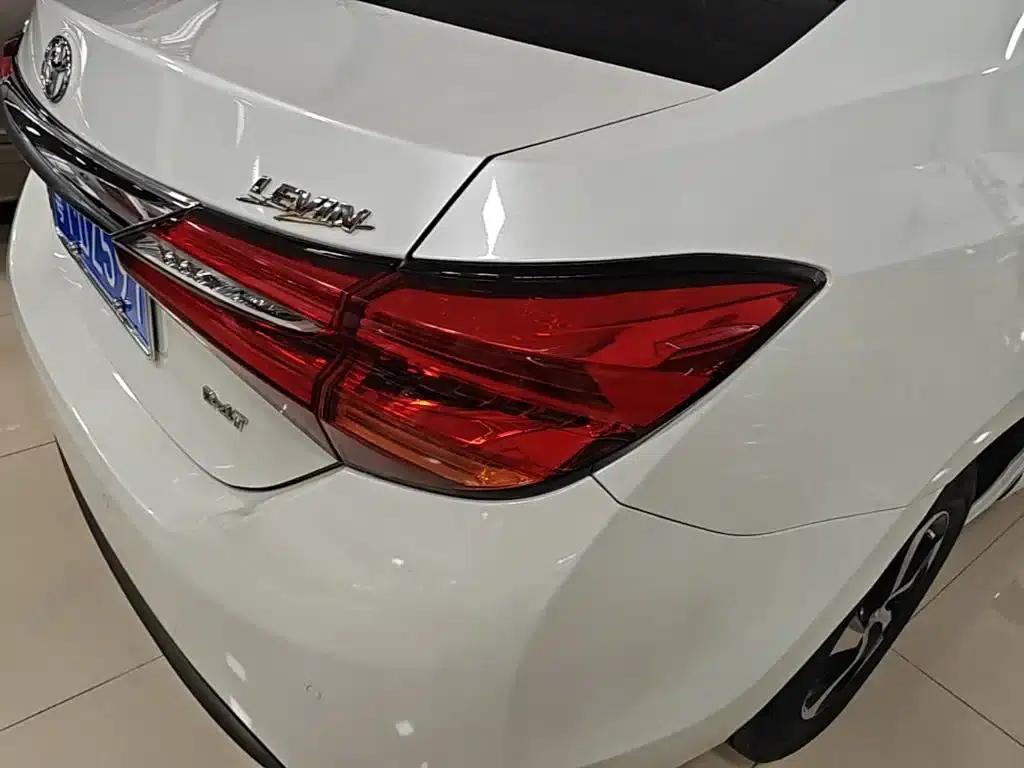 Levin 2017 Facelift 185T CVT Elite Edition (China VI Emission Standard) — миниатюра 8