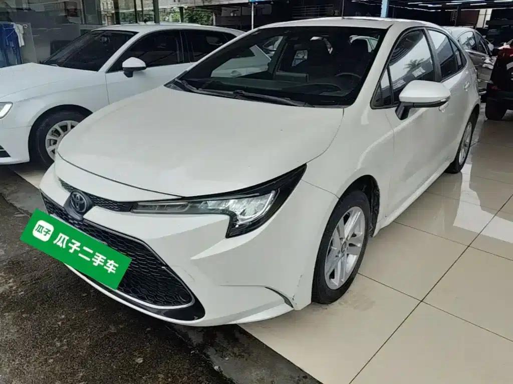 Levin 2019 185T CVT Luxury Edition (China VI Emission Standard) — миниатюра 1