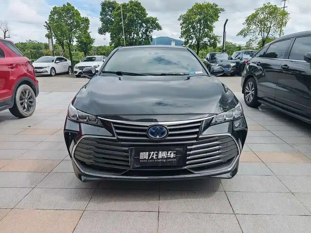 2019 Toyota Avalon Hybrid 2.5L Luxury Edition (China VI Emission Standard) — миниатюра 2