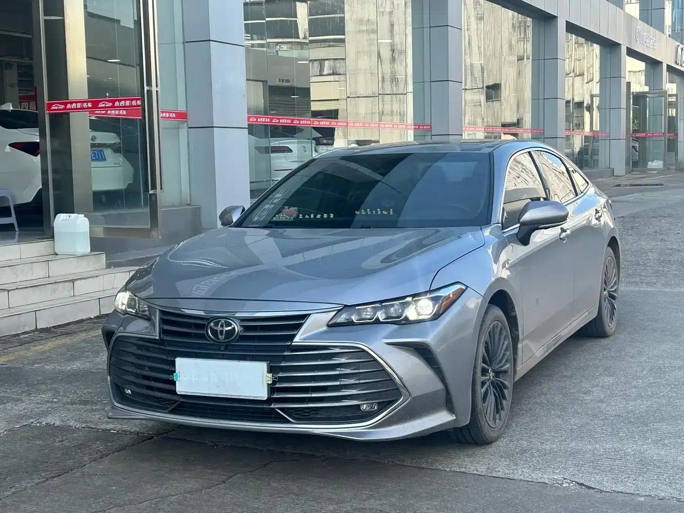 2019 Toyota Avalon 2.0L XLE Premium Edition (China VI Emission Standard) — миниатюра 1