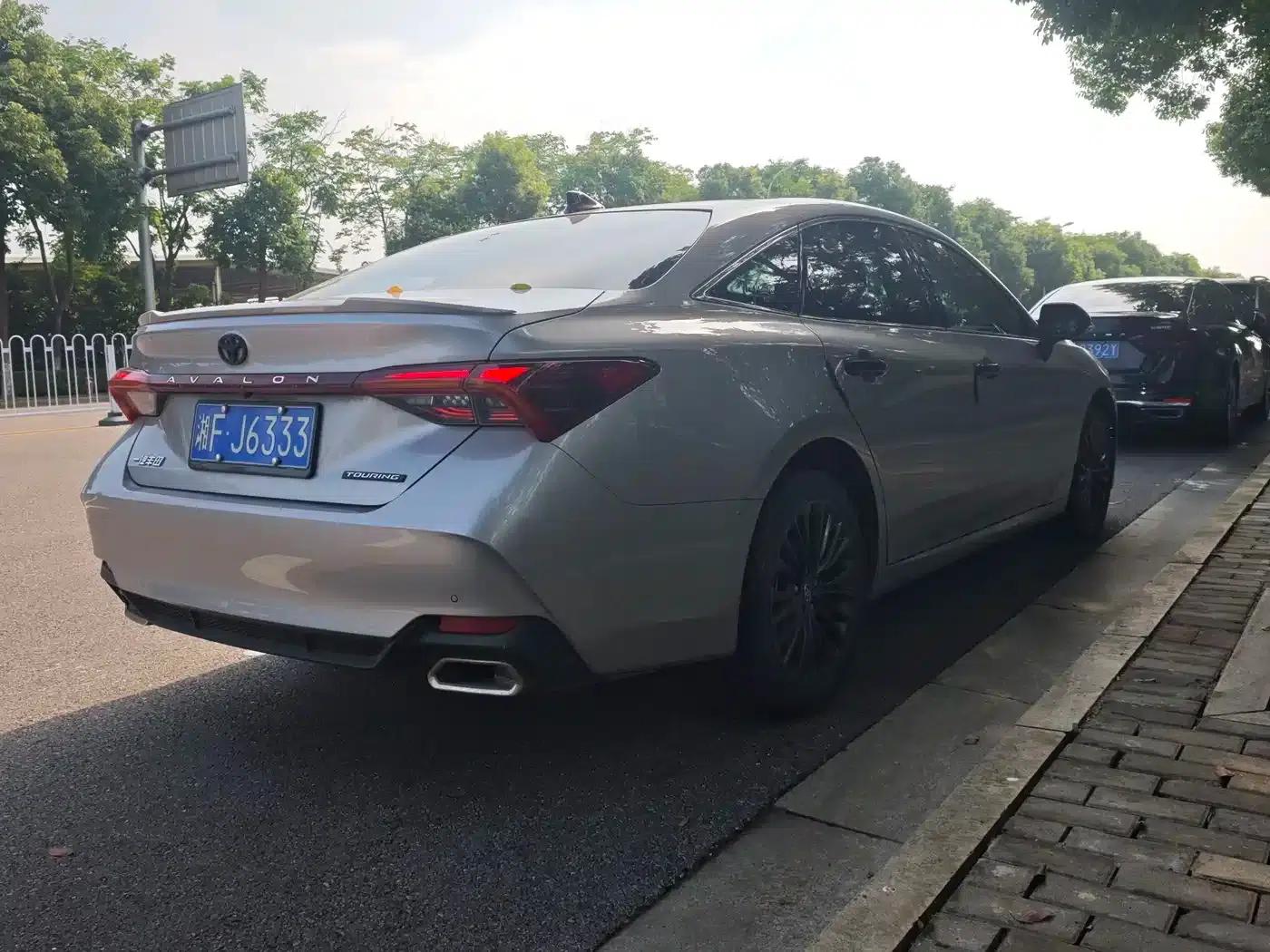 2019 Toyota Avalon 2.5L Touring Premium Edition (National V Emission Standard) — миниатюра 5