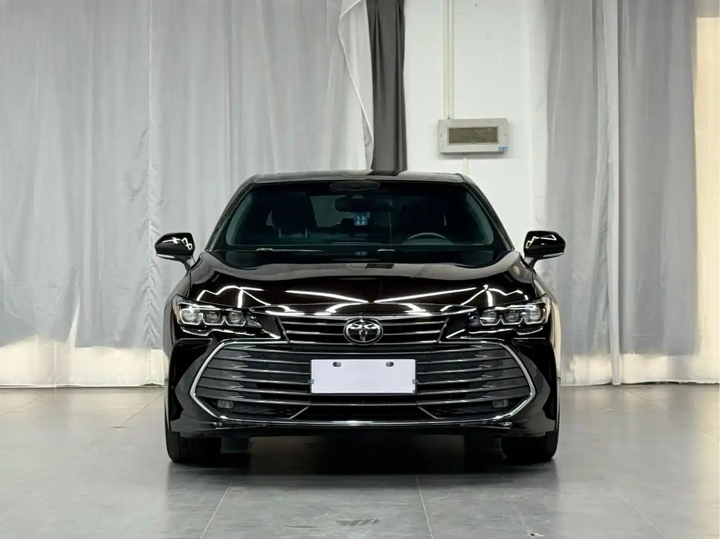 2021 Toyota Avalon 2.5L Luxury Edition — миниатюра 2