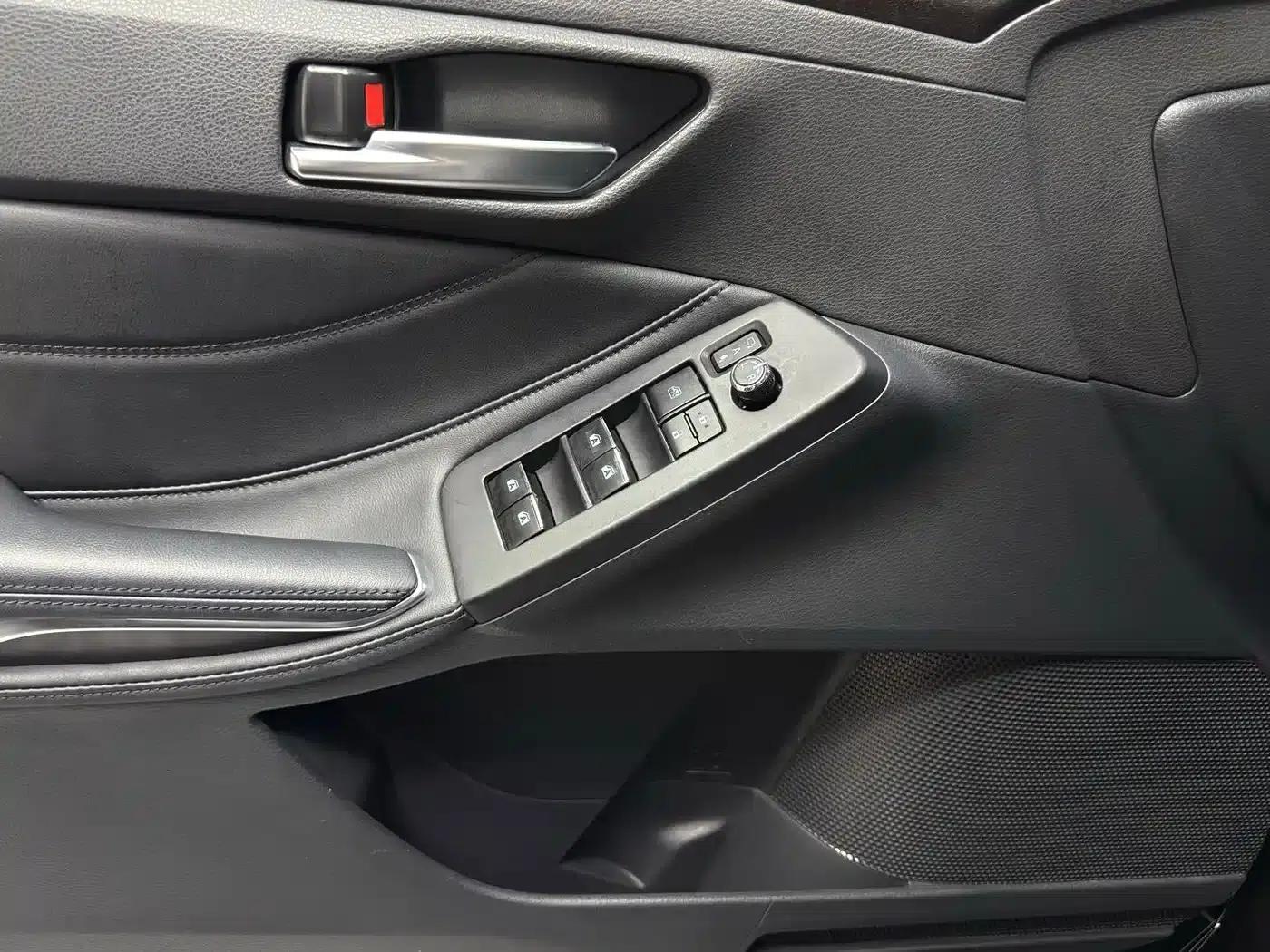 2021 Toyota Avalon 2.5L Luxury Edition — миниатюра 17