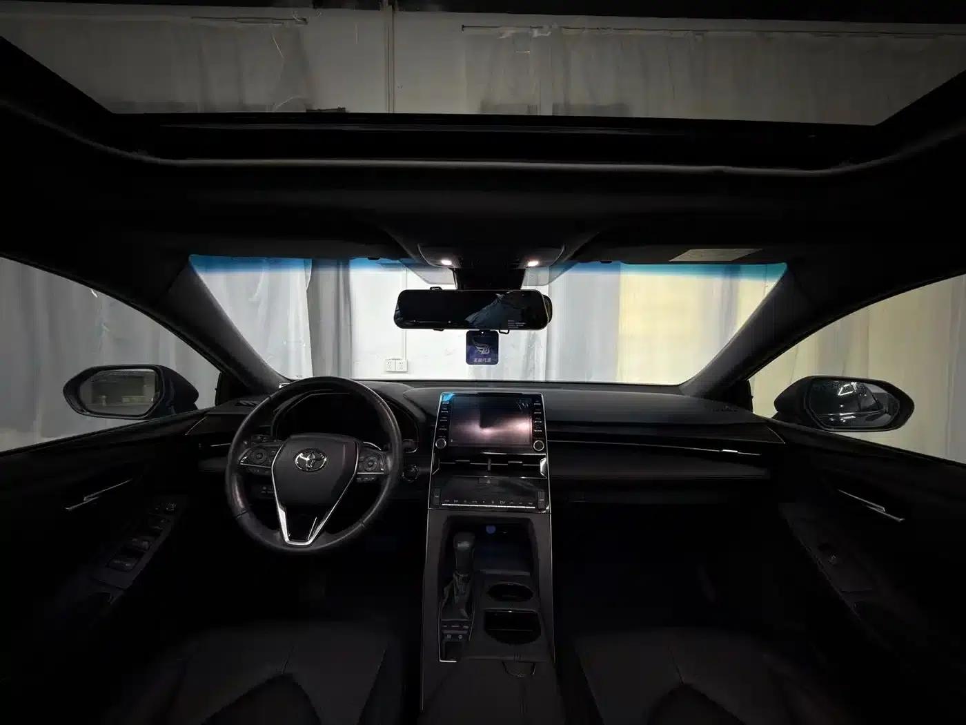 2021 Toyota Avalon 2.5L Luxury Edition — миниатюра 10
