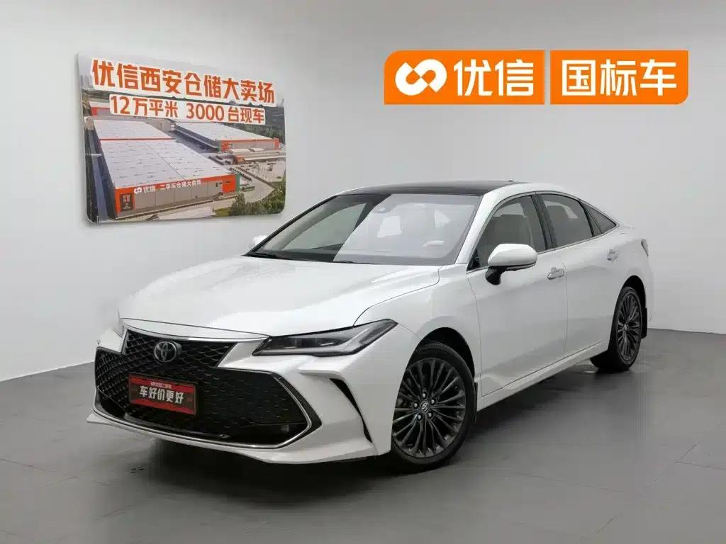 2023 Toyota Avalon 2.5L Touring Premium Edition — миниатюра 1