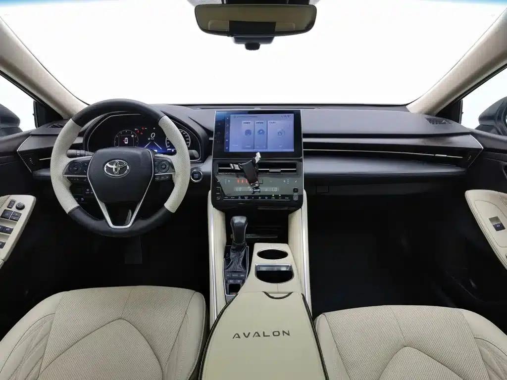 2023 Toyota Avalon 2.5L Touring Premium Edition — миниатюра 5