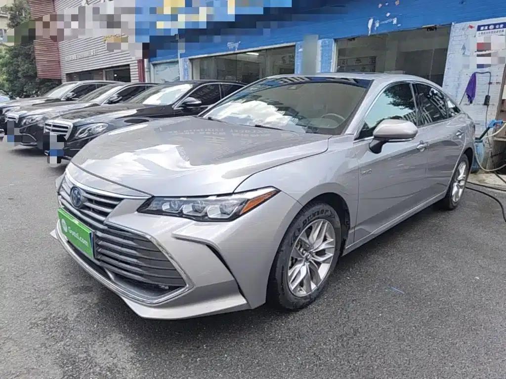2019 Toyota Avalon Hybrid 2.5L Luxury Edition (China VI Emission Standard) — миниатюра 1