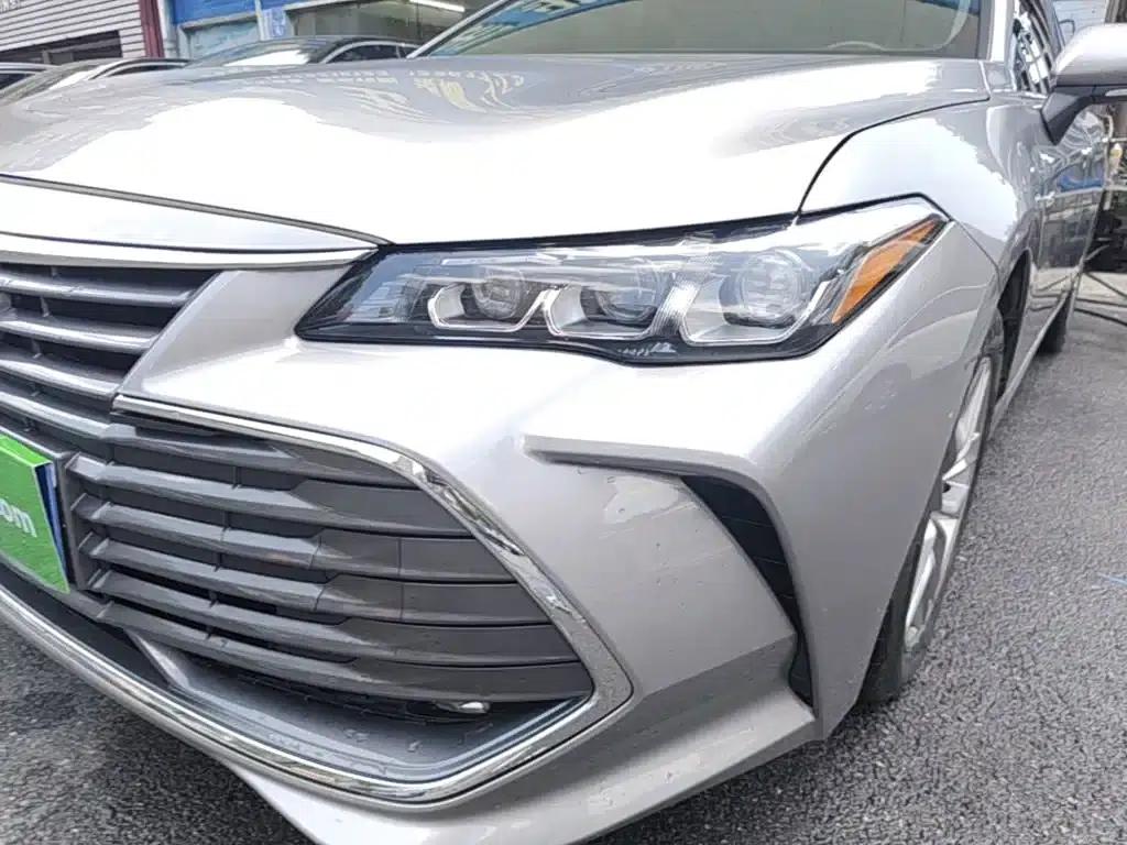 2019 Toyota Avalon Hybrid 2.5L Luxury Edition (China VI Emission Standard) — миниатюра 24