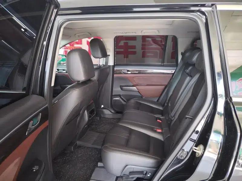 Trumpchi GS8 2017 320T 4WD Supreme Edition 7-seater — миниатюра 11