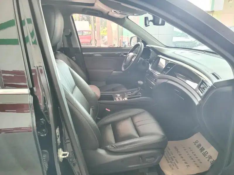 Trumpchi GS8 2017 320T 4WD Supreme Edition 7-seater — миниатюра 7