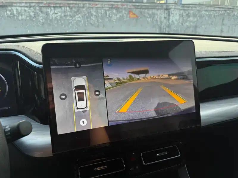 Trumpchi GS8 2022 Navigator Series 2.0TGDI 2WD Luxury Intelligent Connected 7-Seater — миниатюра 16